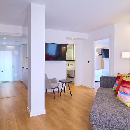 Apartamentos Luna Suites Grenada Zewnętrze zdjęcie