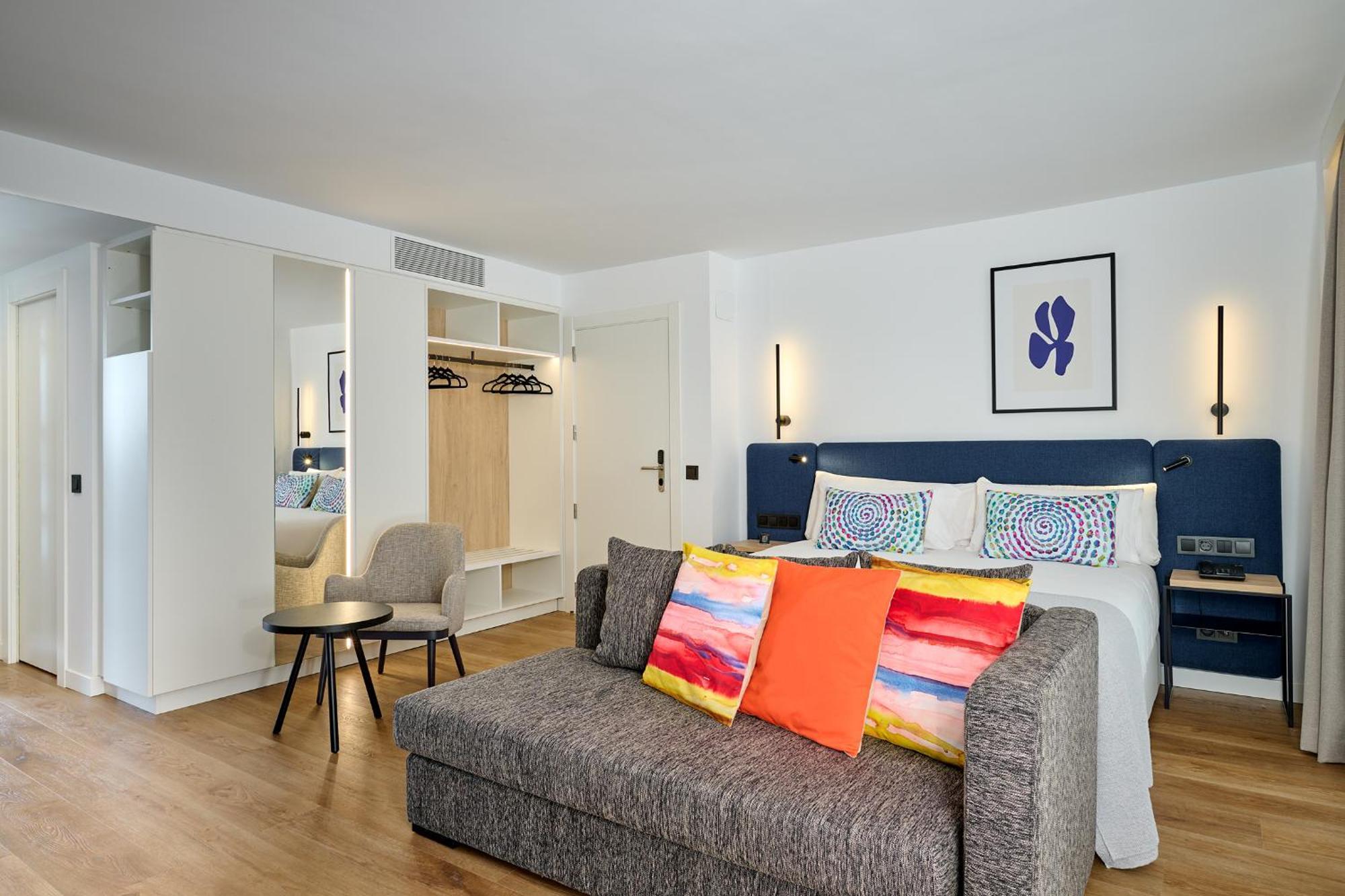 Apartamentos Luna Suites Grenada Zewnętrze zdjęcie
