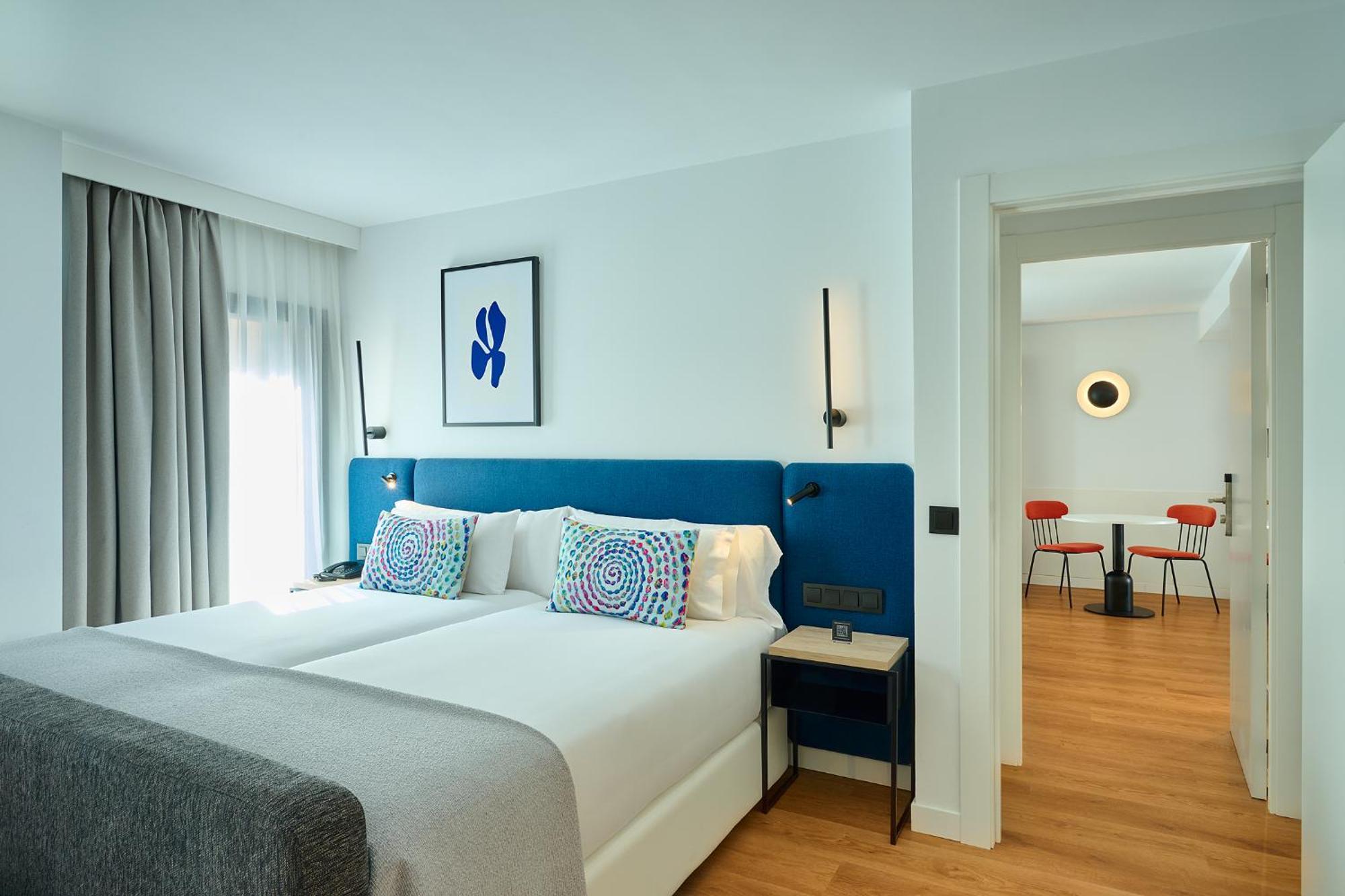 Apartamentos Luna Suites Grenada Zewnętrze zdjęcie