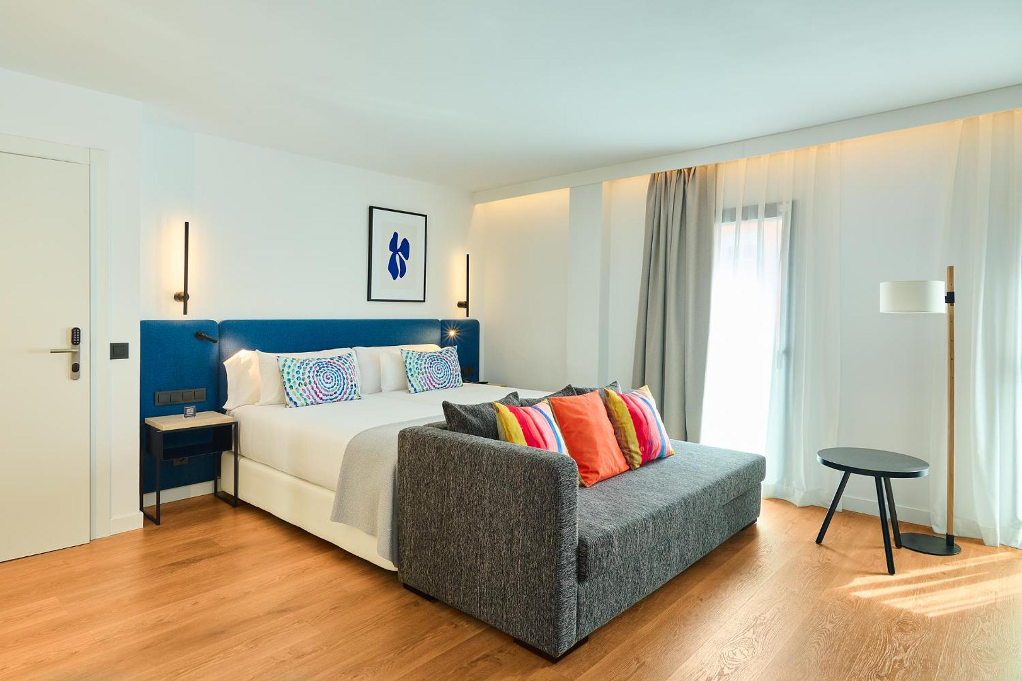 Apartamentos Luna Suites Grenada Zewnętrze zdjęcie