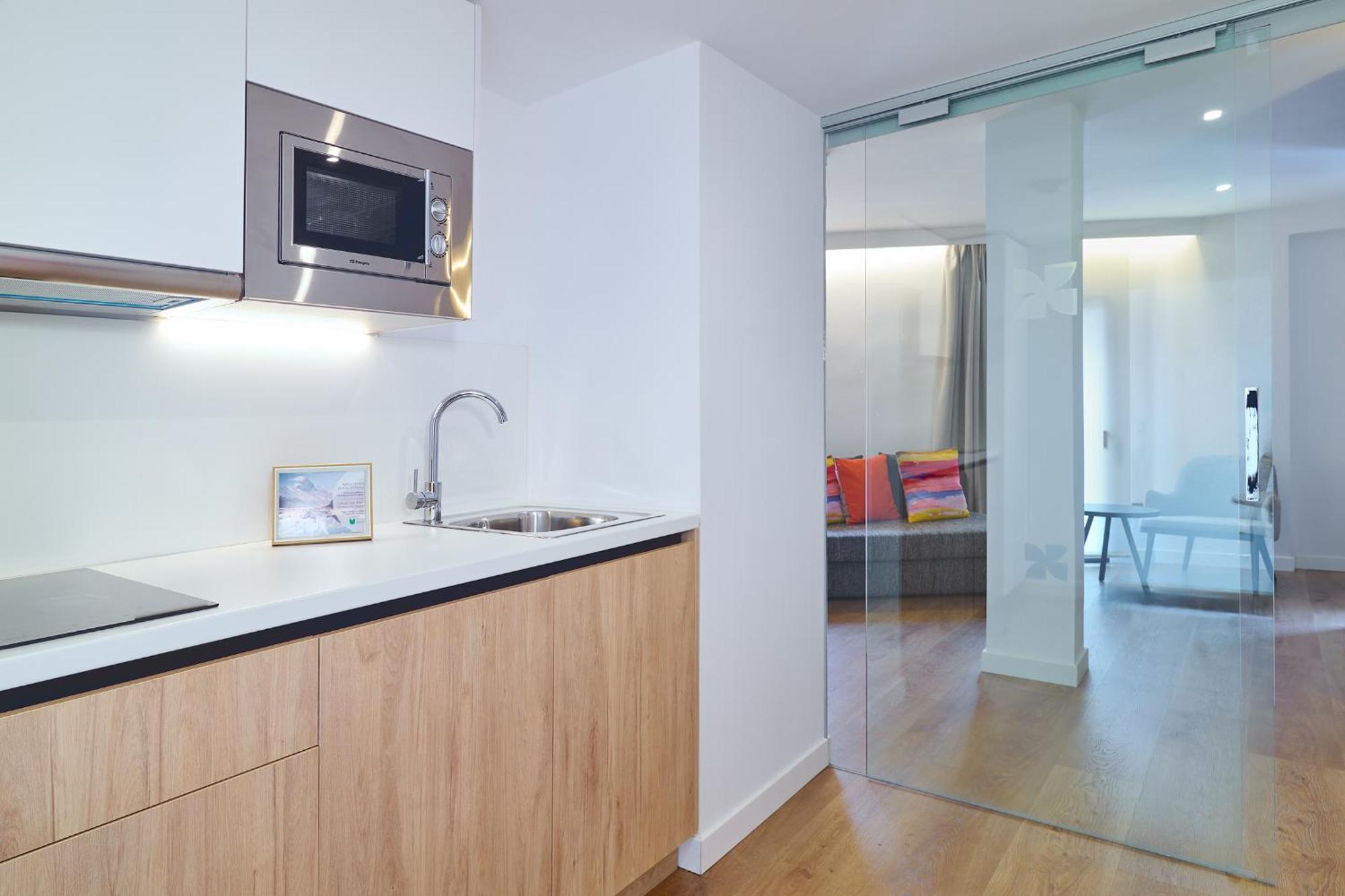 Apartamentos Luna Suites Grenada Zewnętrze zdjęcie